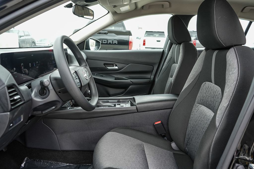 Thumbnail: 2026 Nissan Sentra - 10