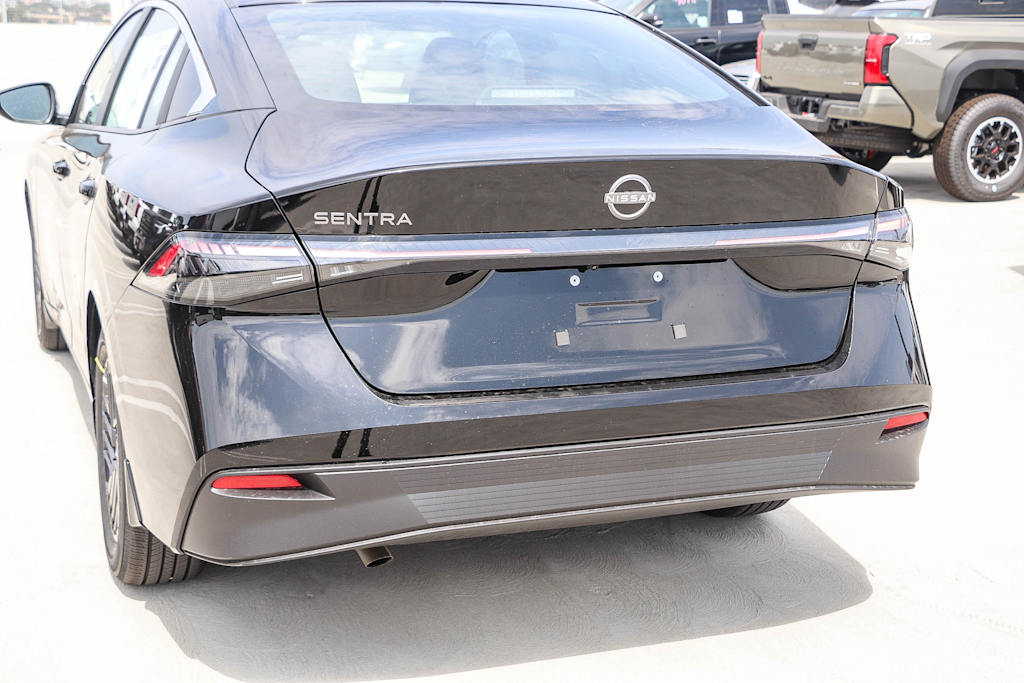 Thumbnail: 2027 Nissan Sentra - 21