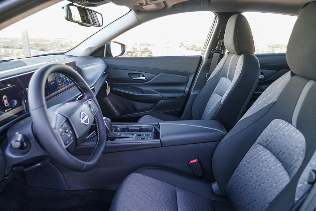 Thumbnail: 2026 Nissan Sentra - 11