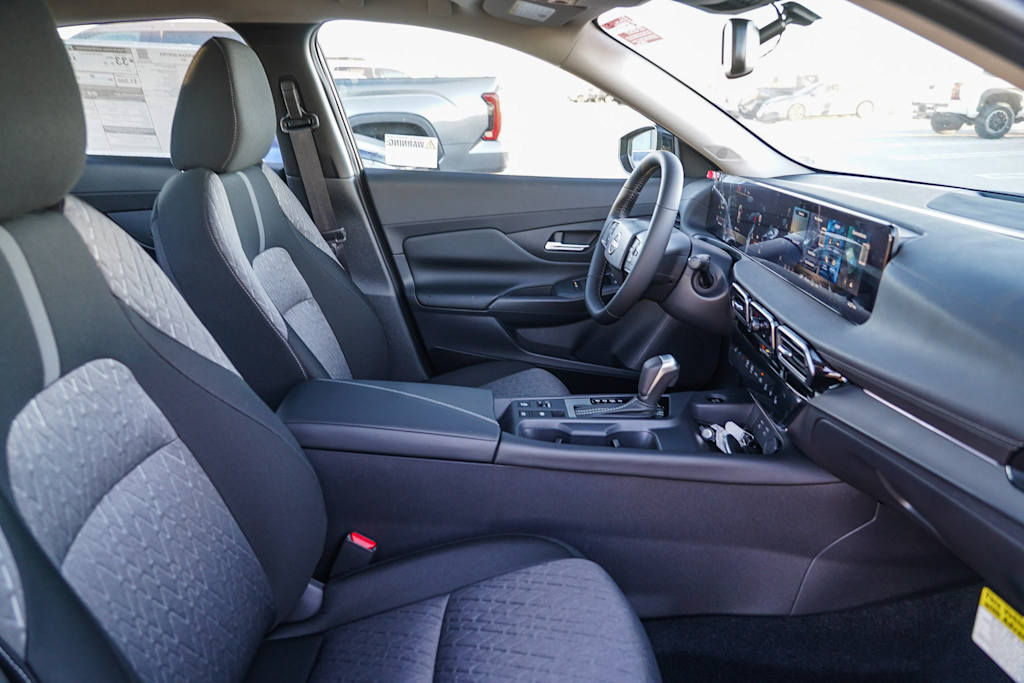 Thumbnail: 2026 Nissan Sentra - 10