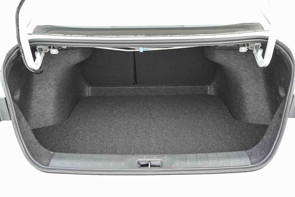 Thumbnail: 2026 Nissan Sentra - 17