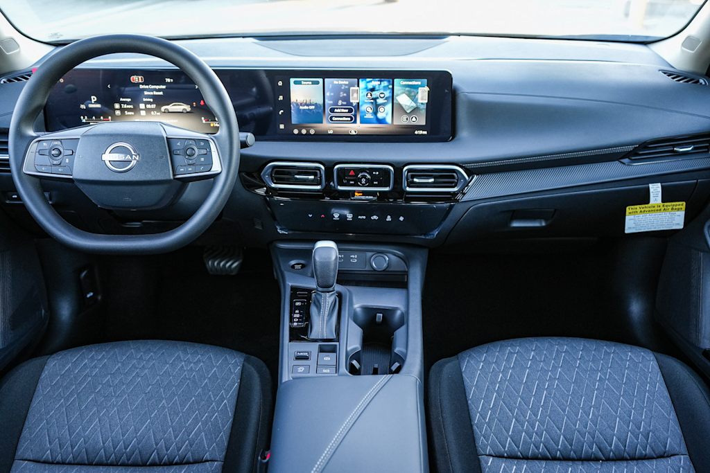 Thumbnail: 2026 Nissan Sentra - 2