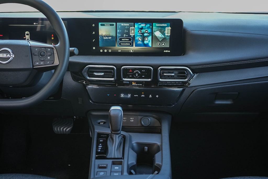 Thumbnail: 2026 Nissan Sentra - 9