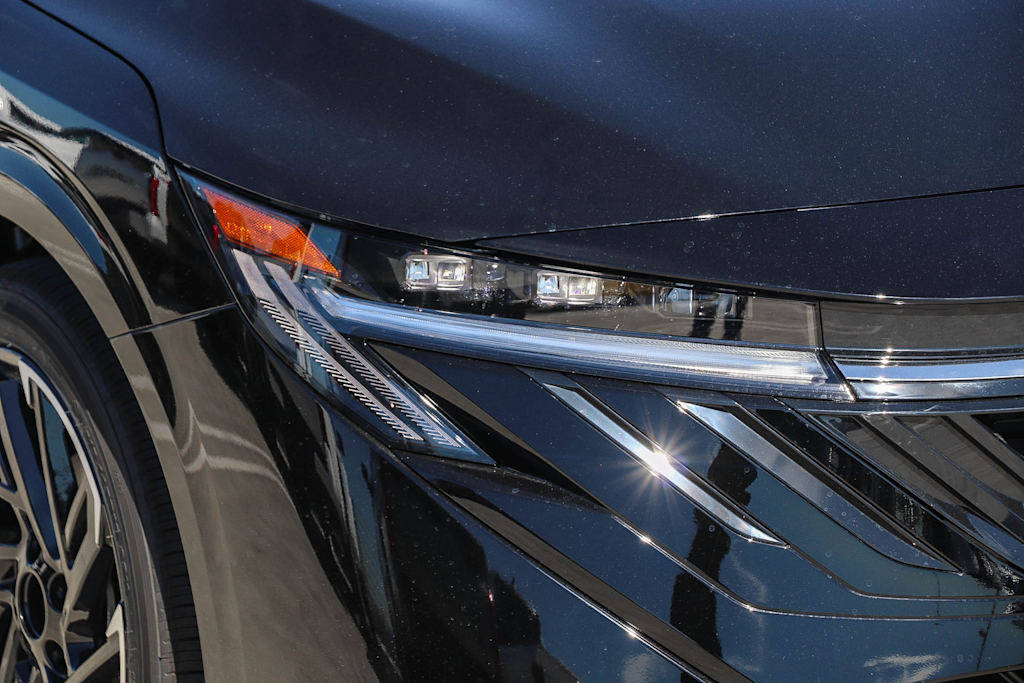 Thumbnail: 2027 Nissan Sentra - 6