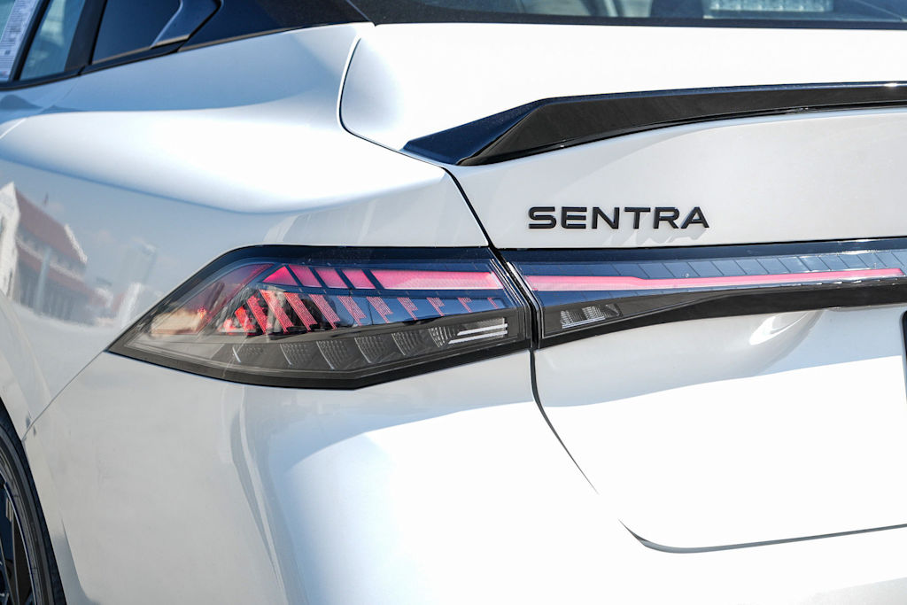 Thumbnail: 2027 Nissan Sentra - 22