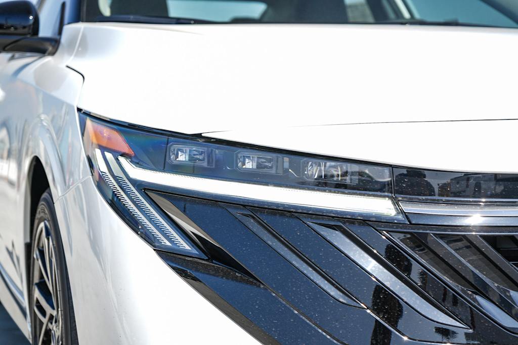 Thumbnail: 2027 Nissan Sentra - 19