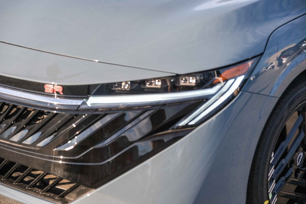 Thumbnail: 2027 Nissan Sentra - 23