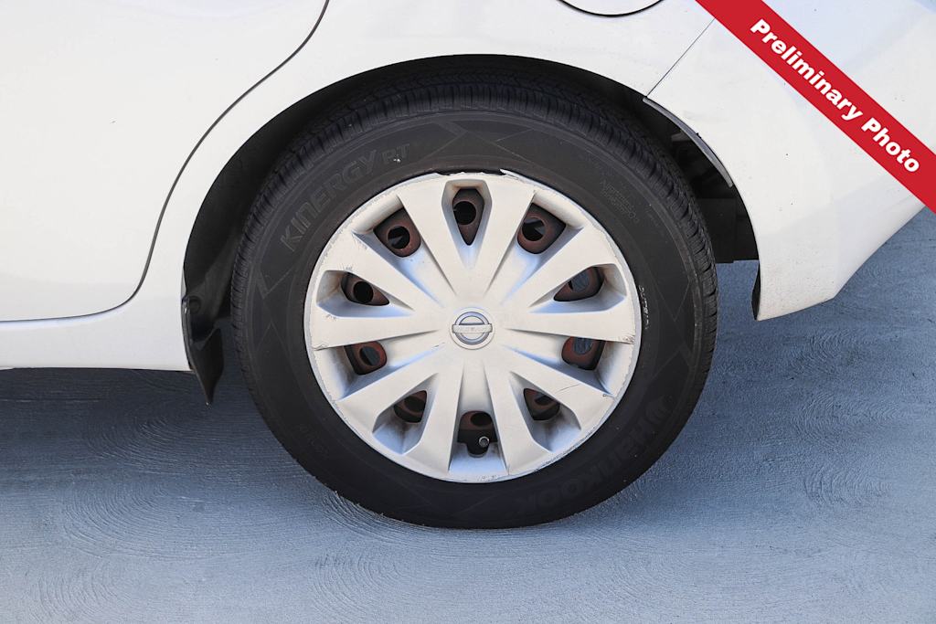 Thumbnail: 2015 Nissan Versa Note - 19