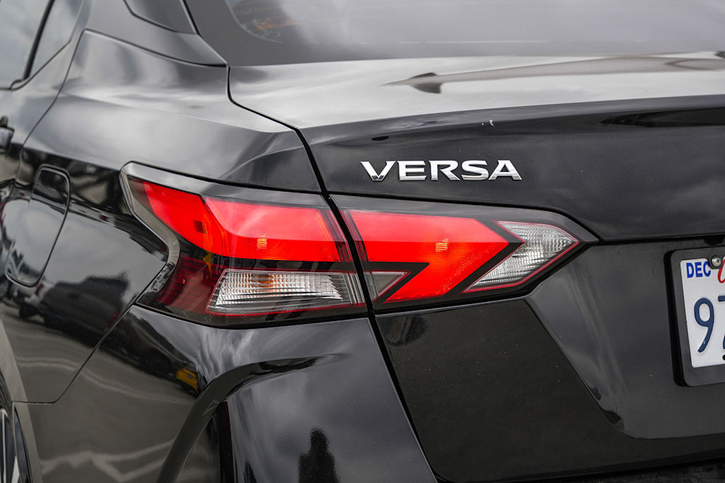 Thumbnail: 2021 Nissan Versa - 17