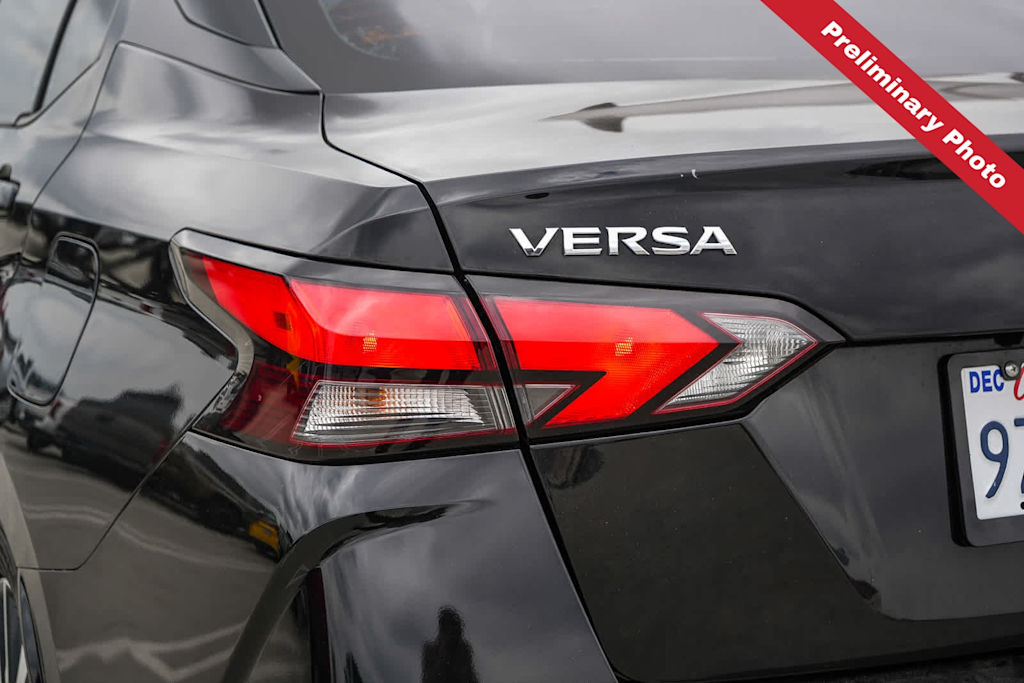 Thumbnail: 2021 Nissan Versa - 17