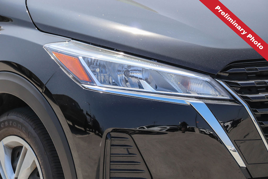 Thumbnail: 2025 Nissan Kicks - 14
