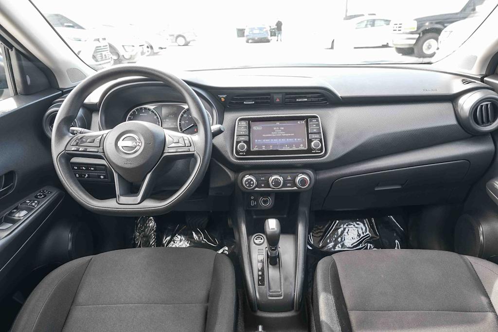 Thumbnail: 2025 Nissan Kicks - 2