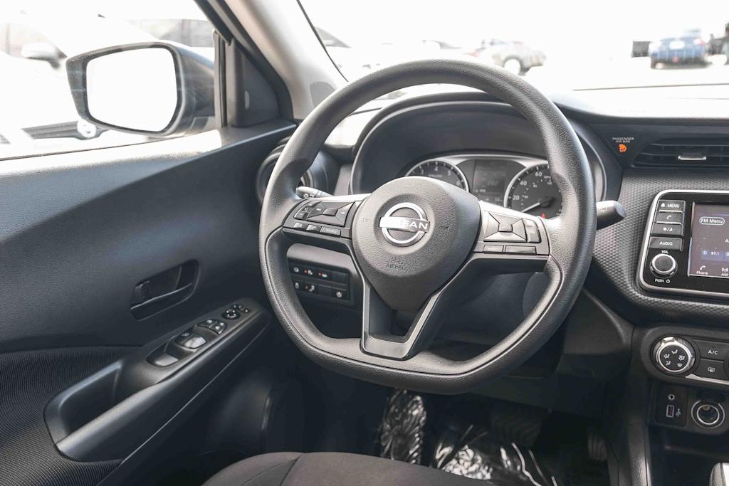 Thumbnail: 2025 Nissan Kicks - 9