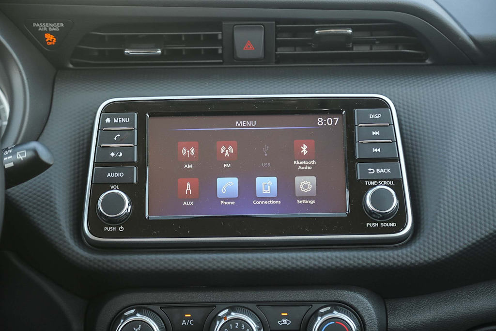 Thumbnail: 2025 Nissan Kicks - 13