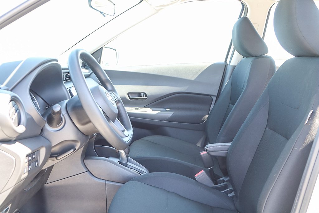 Thumbnail: 2025 Nissan Kicks - 10