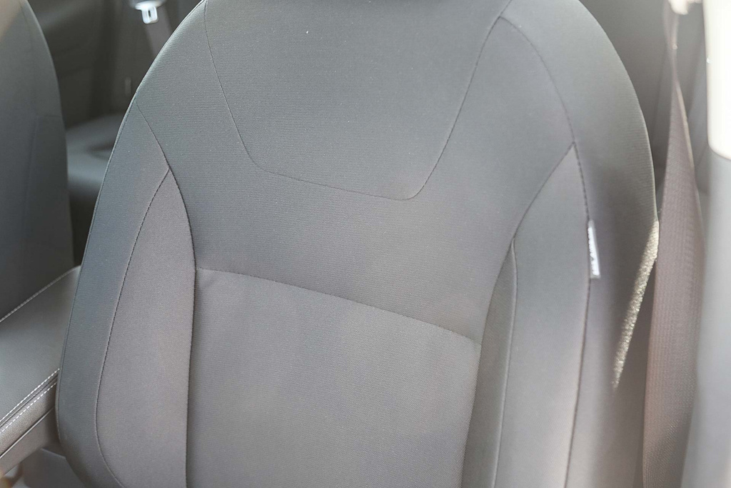 Thumbnail: 2025 Nissan Kicks - 27