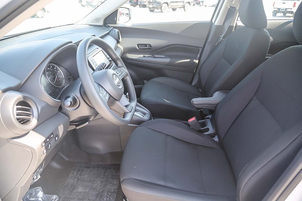 Thumbnail: 2025 Nissan Kicks - 10