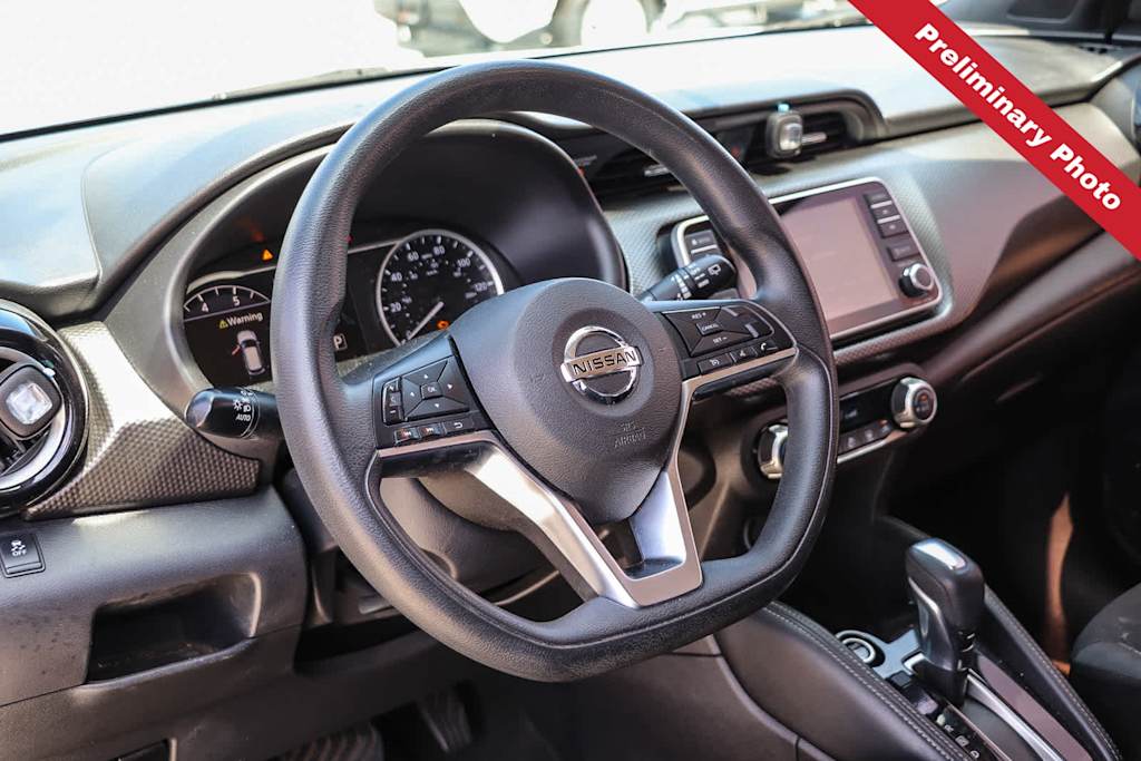 Thumbnail: 2019 Nissan Kicks - 2