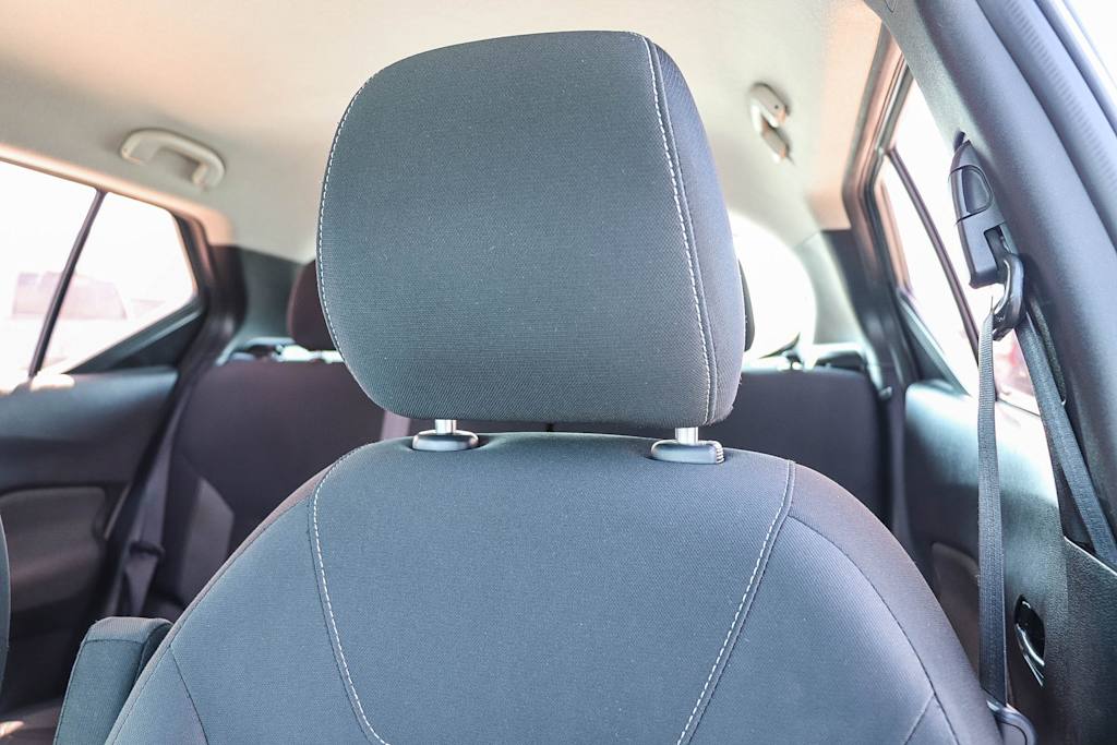 Thumbnail: 2019 Nissan Kicks - 9