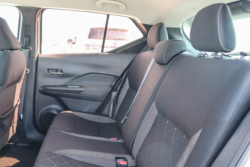 Thumbnail: 2019 Nissan Kicks - 10