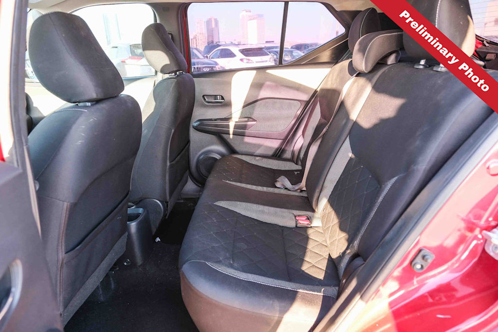 Thumbnail: 2019 Nissan Kicks - 17
