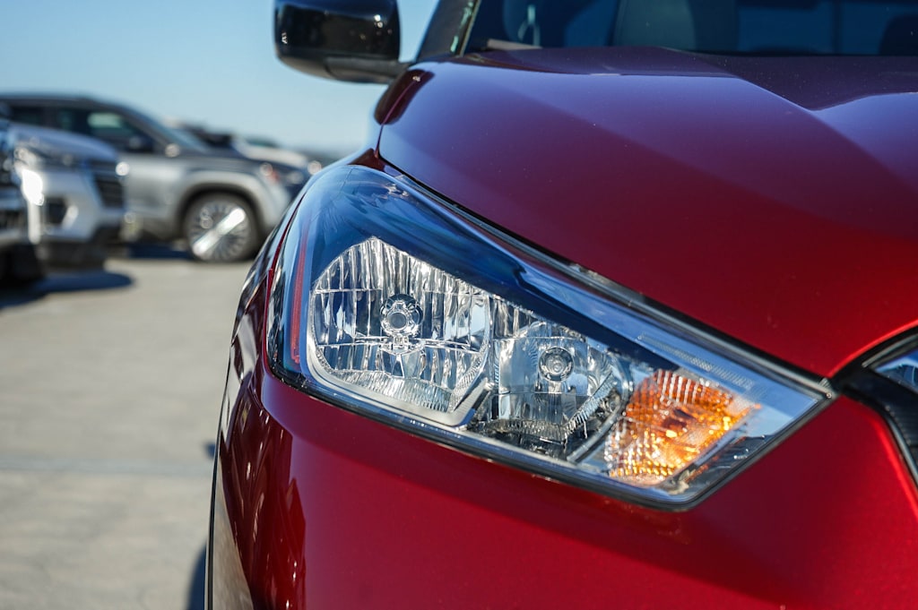 Thumbnail: 2019 Nissan Kicks - 19