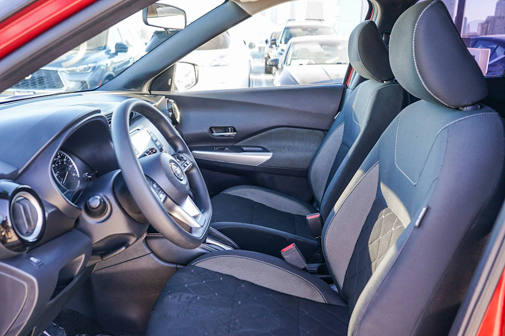 Thumbnail: 2019 Nissan Kicks - 10