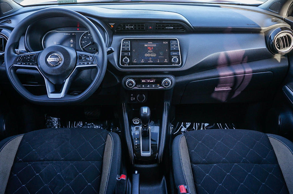 Thumbnail: 2019 Nissan Kicks - 2