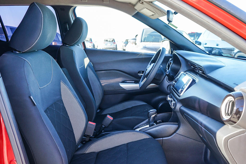 Thumbnail: 2019 Nissan Kicks - 9