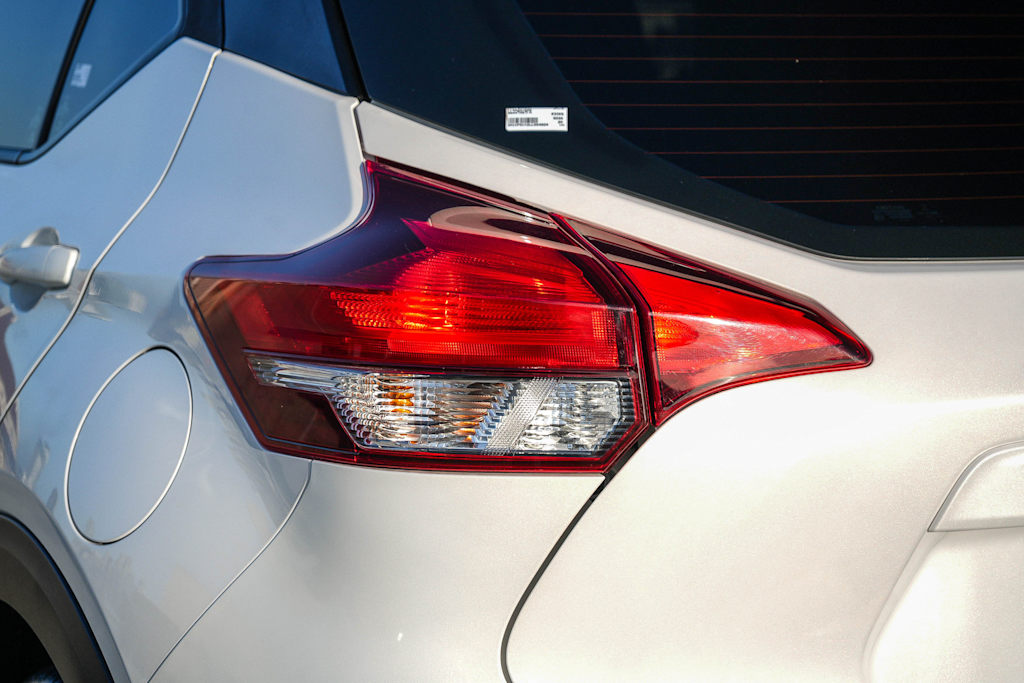 Thumbnail: 2020 Nissan Kicks - 22