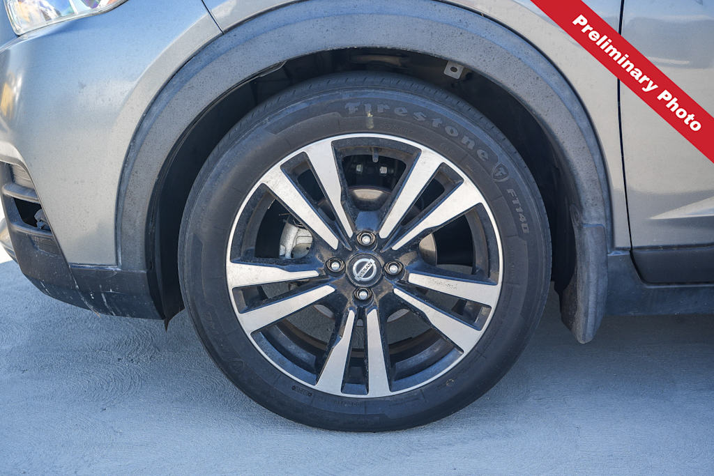 Thumbnail: 2020 Nissan Kicks - 17