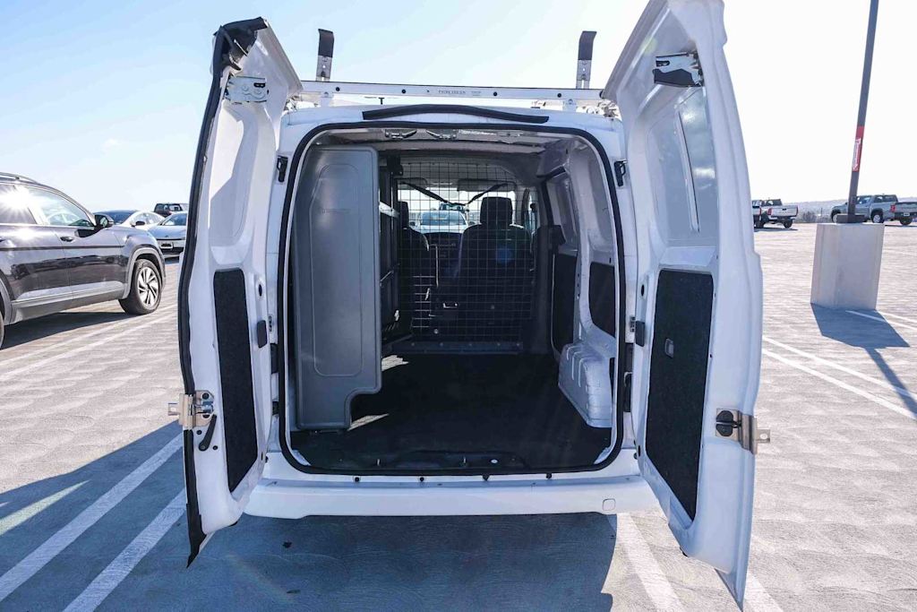 Thumbnail: 2018 Nissan NV200 - 22