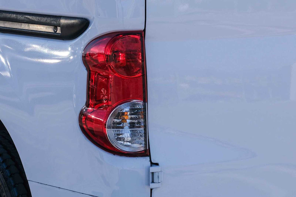 Thumbnail: 2018 Nissan NV200 - 14