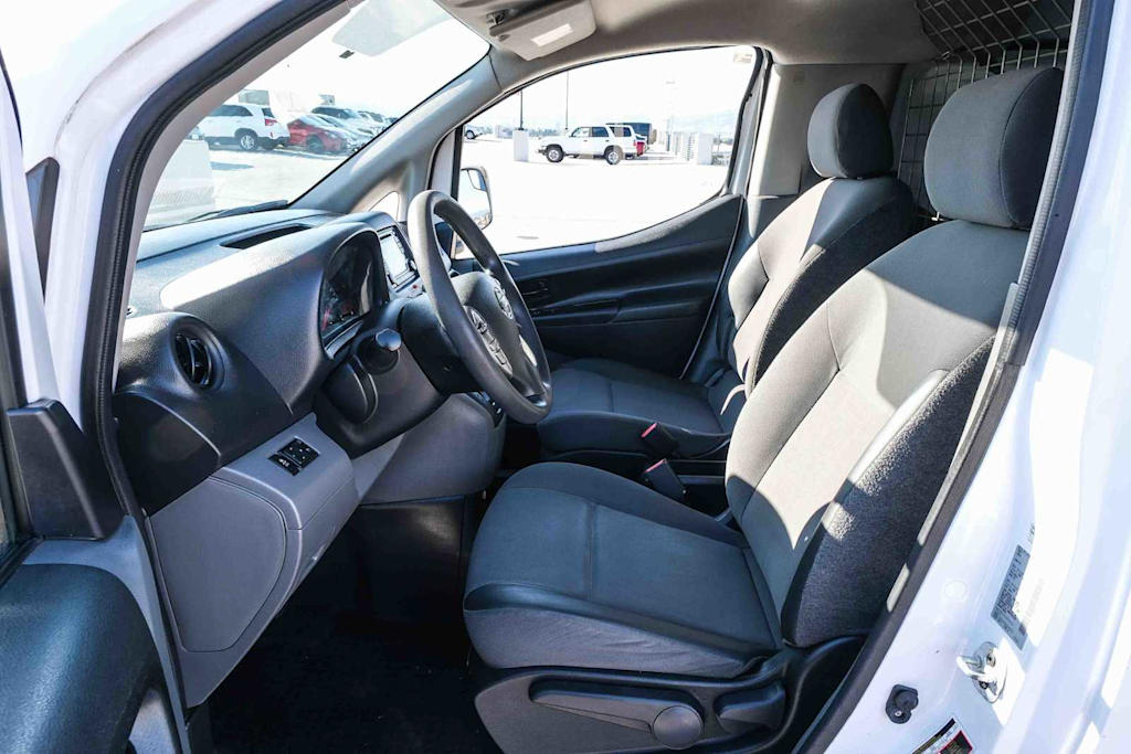 Thumbnail: 2018 Nissan NV200 - 7