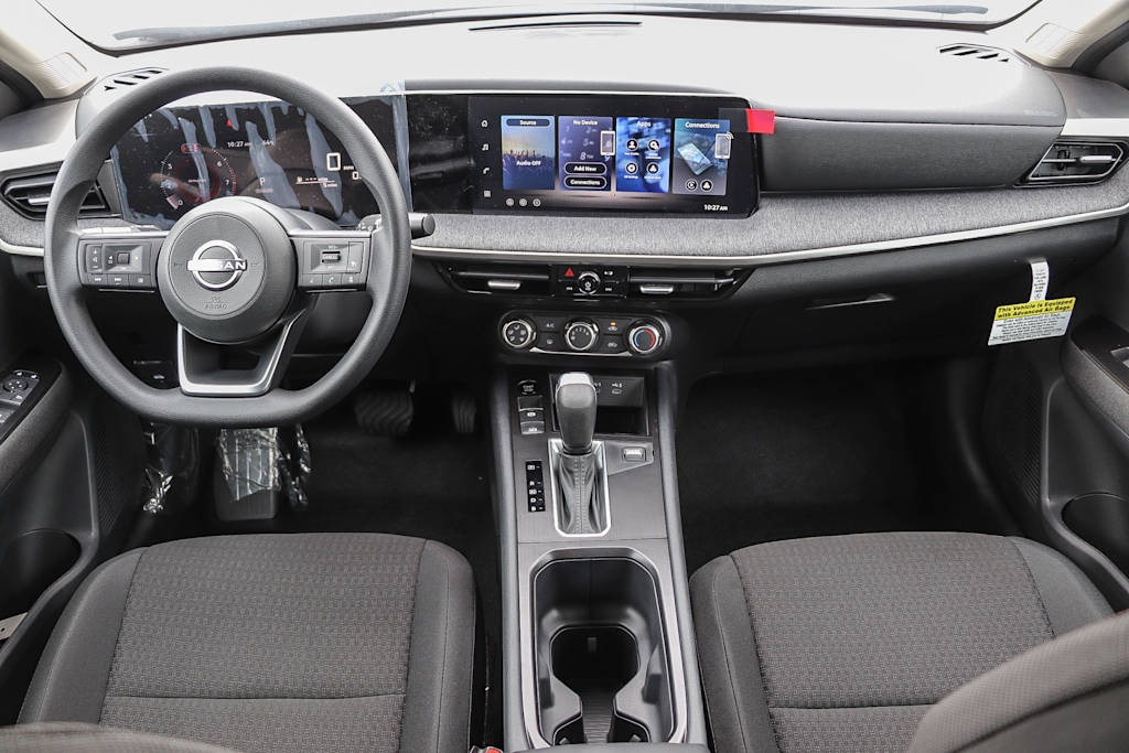 Thumbnail: 2026 Nissan Kicks - 2