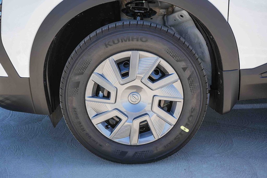 Thumbnail: 2027 Nissan Kicks - 22