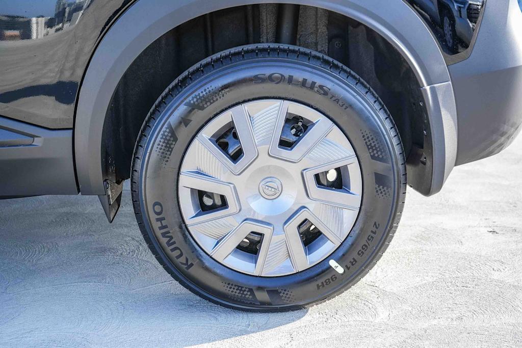 Thumbnail: 2026 Nissan Kicks - 6
