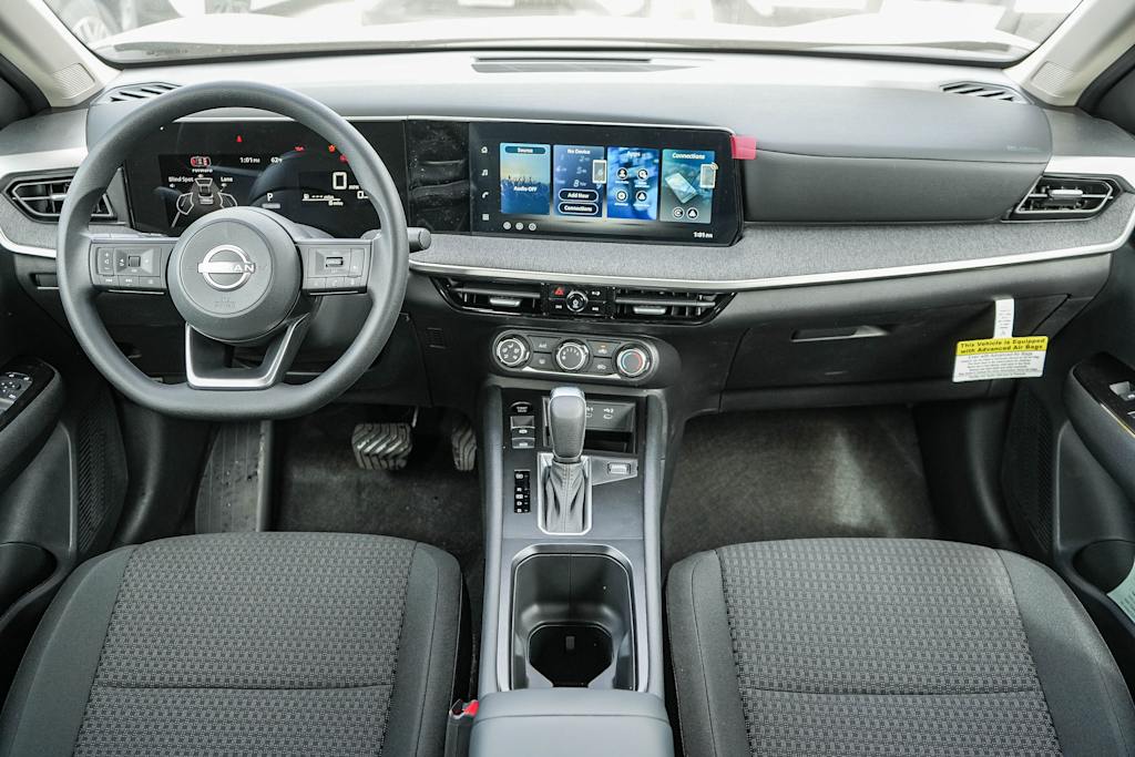 Thumbnail: 2026 Nissan Kicks - 2