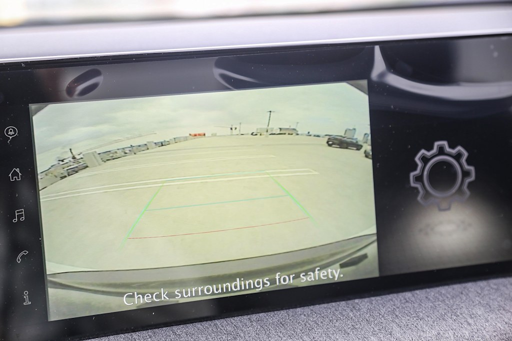 Thumbnail: 2025 Nissan Kicks - 25