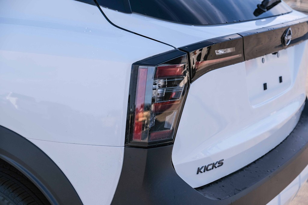 Thumbnail: 2027 Nissan Kicks - 6