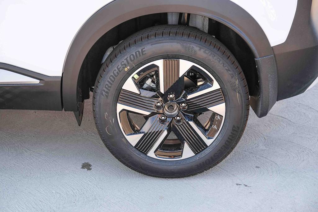 Thumbnail: 2027 Nissan Kicks - 7