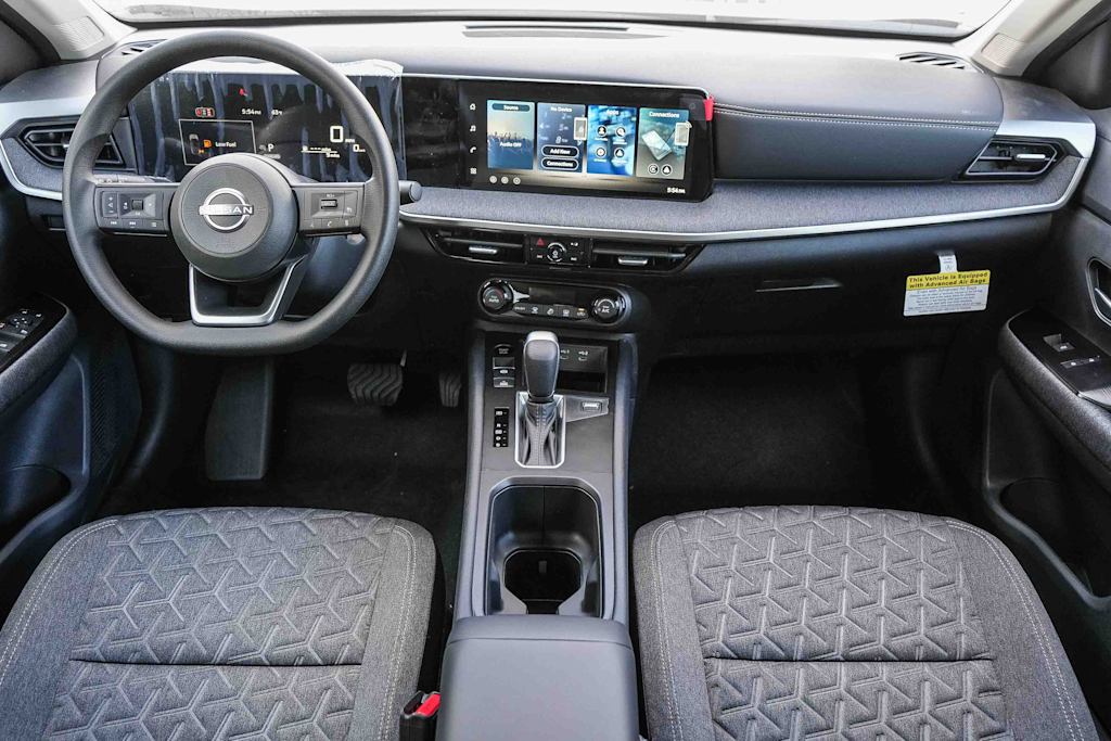 Thumbnail: 2026 Nissan Kicks - 2