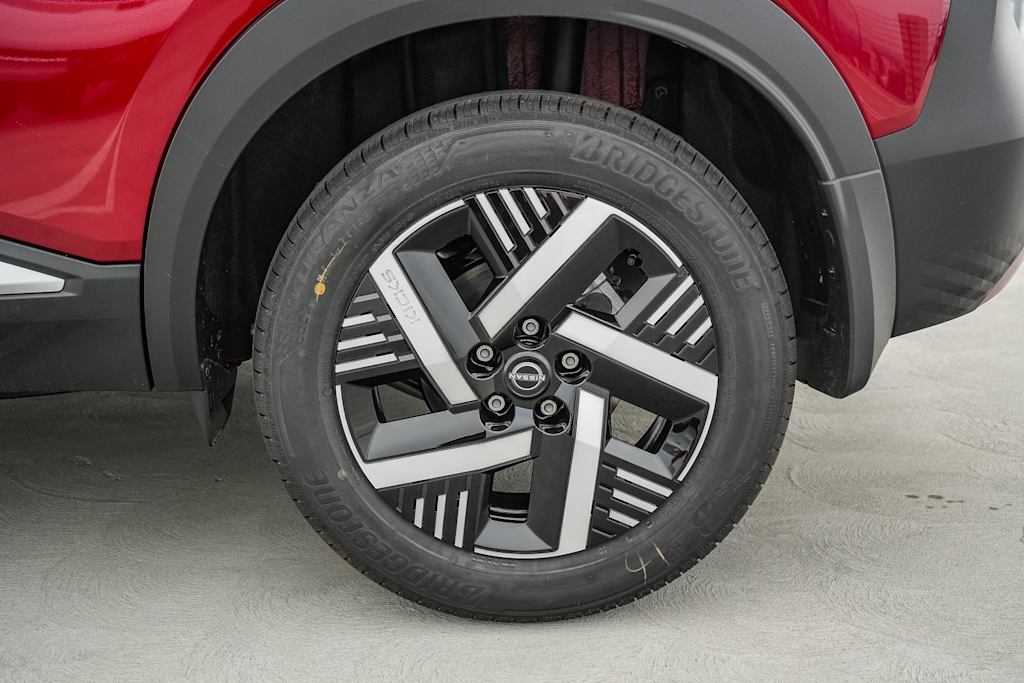 Thumbnail: 2027 Nissan Kicks - 6