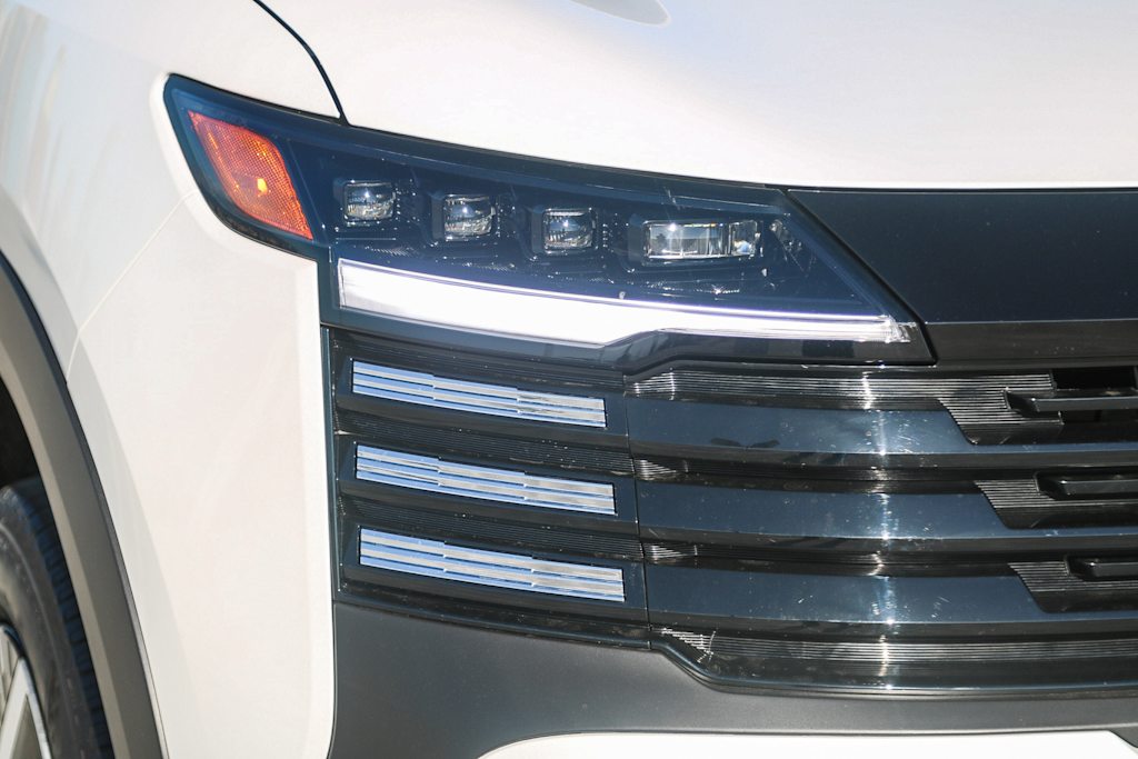 Thumbnail: 2026 Nissan Kicks - 17