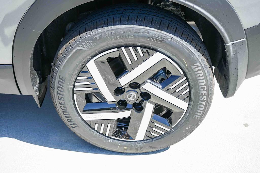 Thumbnail: 2027 Nissan Kicks - 7