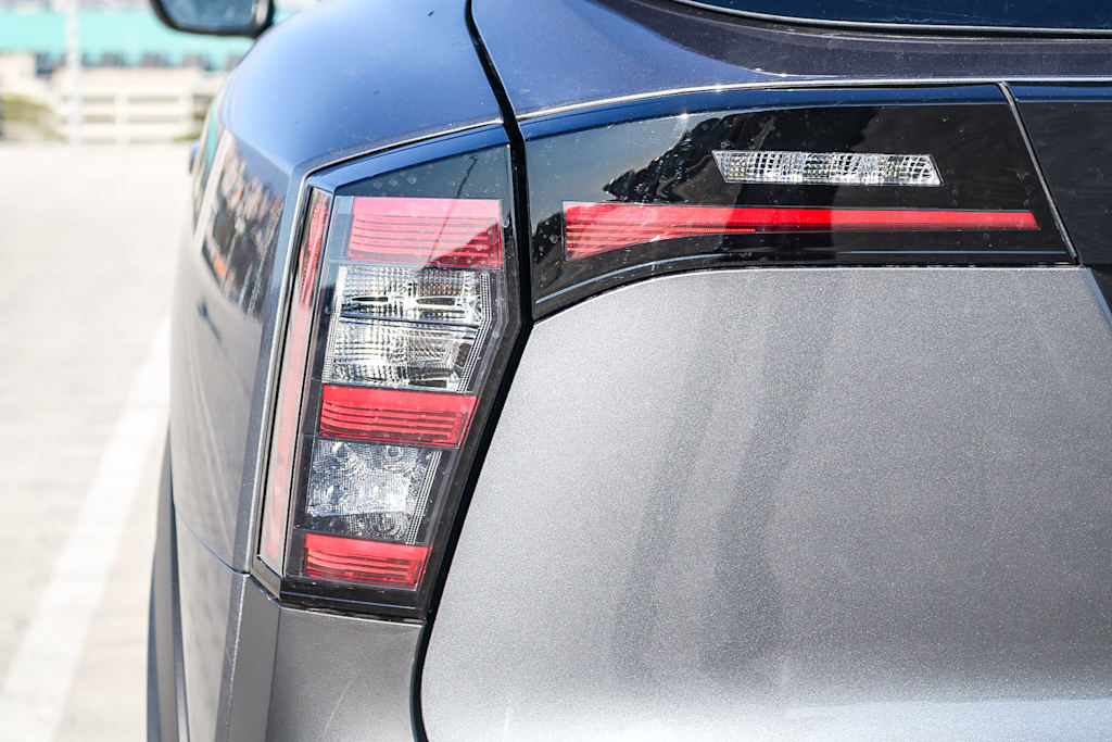 Thumbnail: 2026 Nissan Kicks - 21