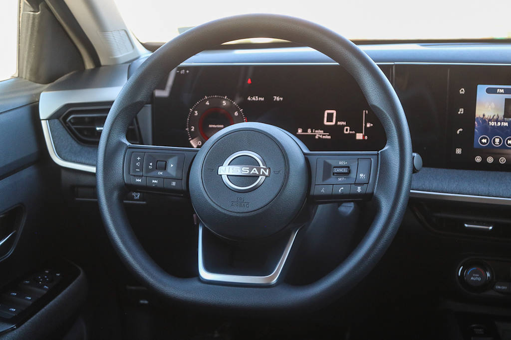 Thumbnail: 2026 Nissan Kicks - 13