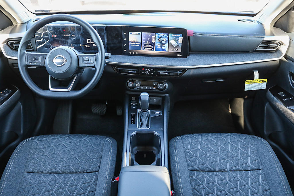 Thumbnail: 2026 Nissan Kicks - 2
