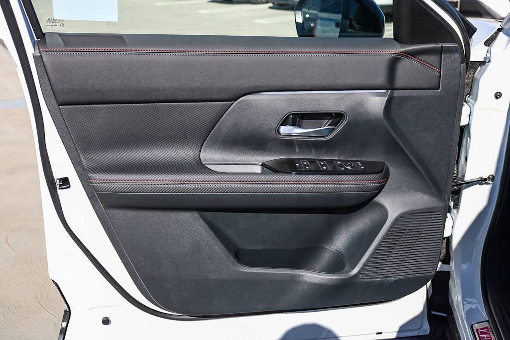 Thumbnail: 2026 Nissan Kicks - 23