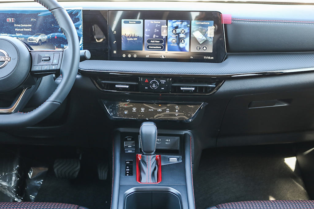 Thumbnail: 2026 Nissan Kicks - 9